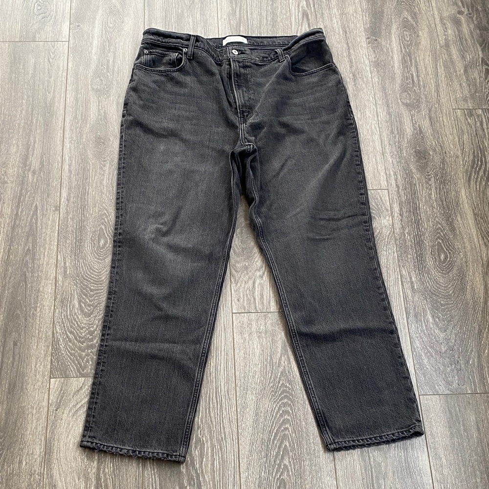 Abercrombie & Fitch 90’s Straight Ultra High Rise